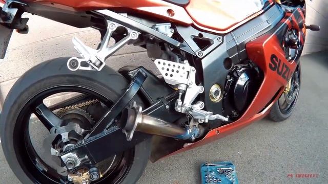 Exhaust Sound GSXR 1000! BRUTAL Without End Can!