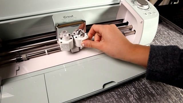 Cricut Explore Air 2 Unboxing & Setup