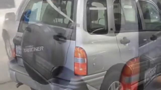 2002 Chevrolet Tracker 4dr Hardtop 2WD LT SUV - Santa Ana, CA смотреть онлайн