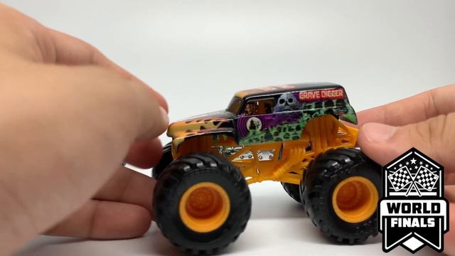 SPIN MASTER MONSTER JAM SERIES 7 | 1:64 SCALE смотреть онлайн