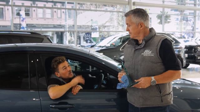 Have You Driven an Award Winning Ford Focus Lately? смотреть онлайн