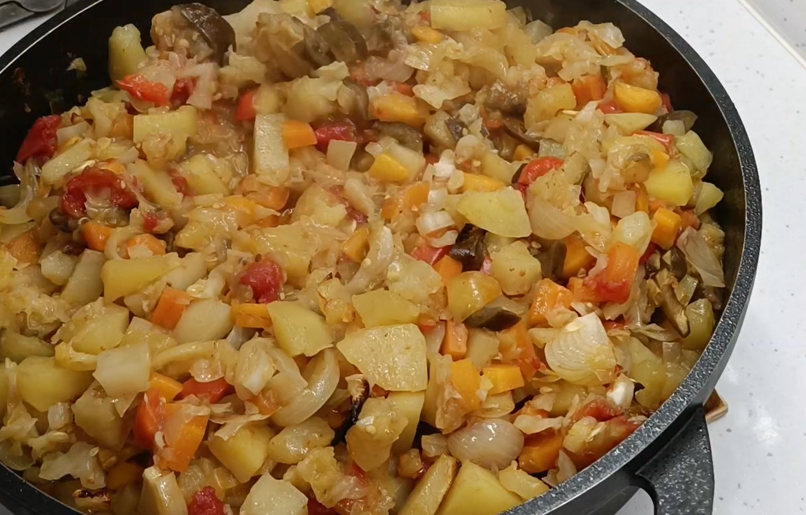 Овощное рагу запеченное в духовке смотреть онлайн