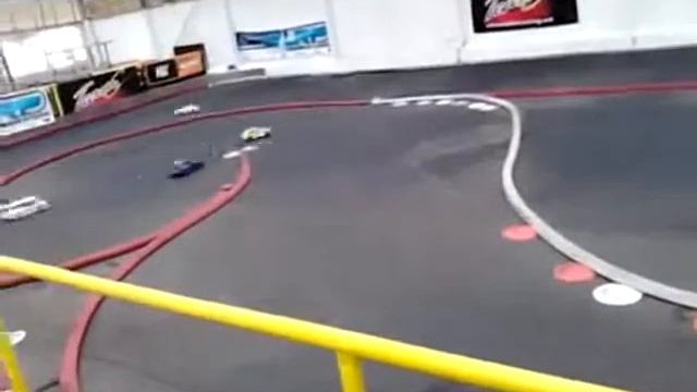 Ford escort cosworth Rc kyosho Vs Ford Mustang tt01 b смотреть онлайн