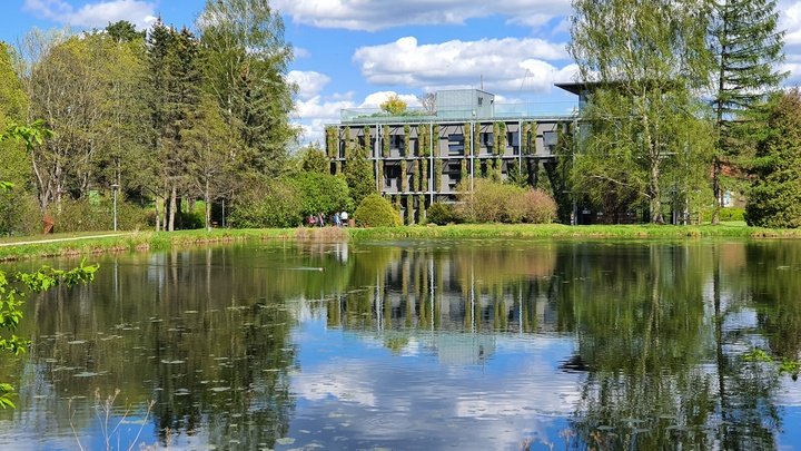 2020.05.15 Вильнюс. Ботанический Сад. UHD