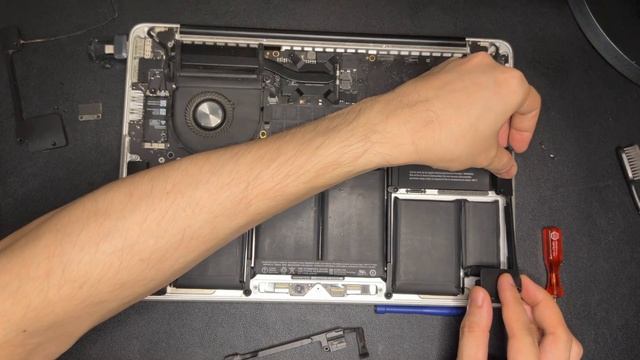 Speaker Replacement MacBook Pro 2013 2014 2015 A1502 смотреть онлайн