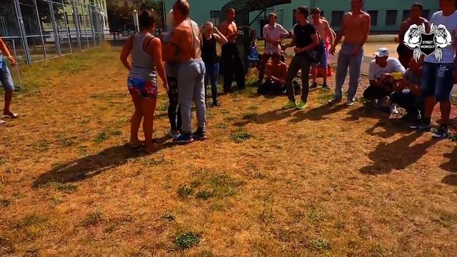 Отжимания от наших девушек! смотреть онлайн