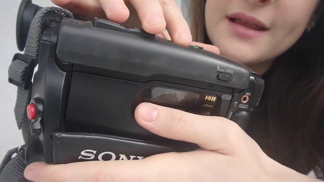 Cámara de vídeo Handycam Hi8 de Sony смотреть онлайн