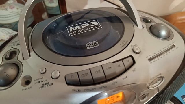 новый японский бумбокс магнитола sanyo смотреть онлайн
