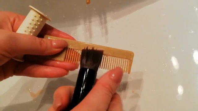 Как помыть кисти для макияжа смотреть онлайн