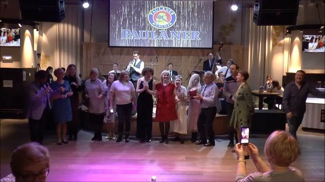 L-O-V-E Исполнение песни студентами Rock Your English смотреть онлайн