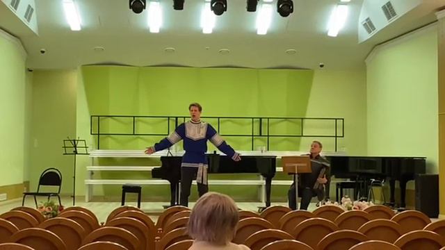 "Отчего так быстро вянут розы". Казачий романс. Поёт Арсений Тихомиров. смотреть онлайн
