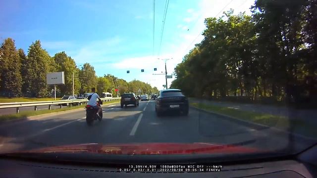 Одновременное перестроение транспортных средств, часть 2 смотреть онлайн