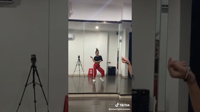 baby monster 2ne1 смотреть онлайн