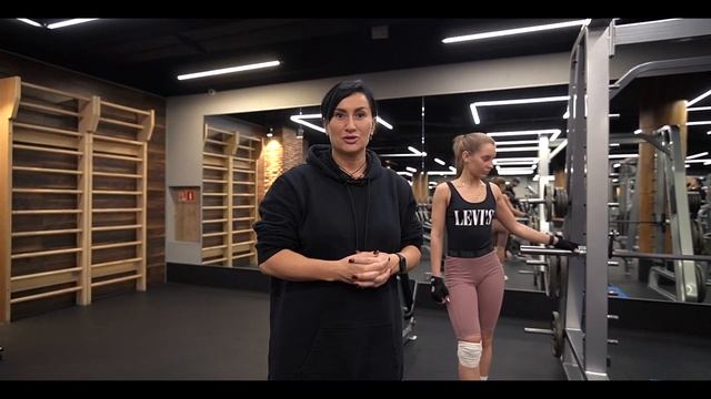 Тренировка ягодиц при БОЛЬНЫХ коленях! смотреть онлайн