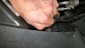 2017 Kia Soul Headlight Bulb Replacement