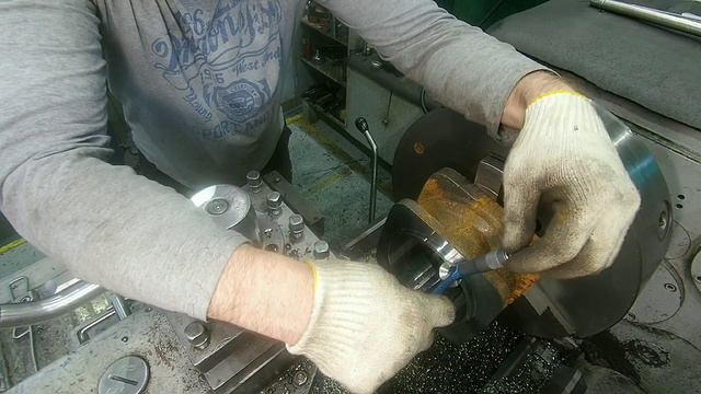 Обработка литья. Machining A Part On A Lathe