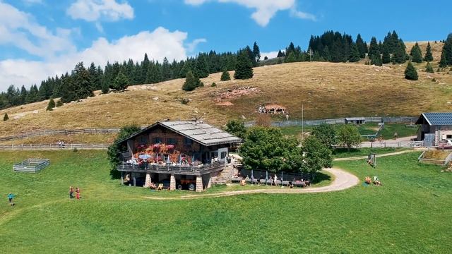 Escursione alle 3 malghe sopra Avelengo смотреть онлайн