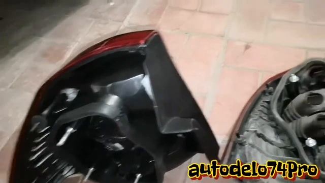 Замена заднего фонаря на Форд Фокус 2 смотреть онлайн