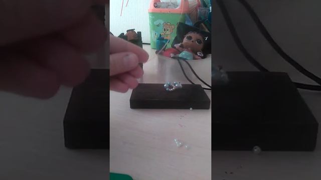 Серьги из бисера для кукол LOL . смотреть онлайн