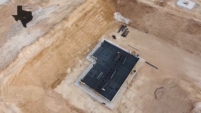 Tesla Terafactory Texas Update #44 in 4K: Rebar!!! - 10/22/20 (5:50pm) смотреть онлайн