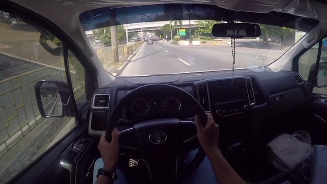 Best Van? 2020 Toyota Hiace Super Grandia (POV DRIVE ) by Rafael Keyser смотреть онлайн