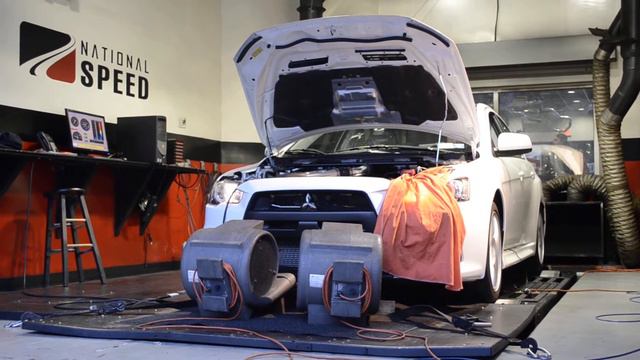 John's 2012 Mitsubishi Lancer Evolution X - 332.44awhp/311.71lbft... смотреть онлайн