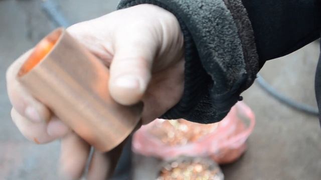 ПЛАВИМ МЕДЬ В ДОМАШНИХ УСЛОВИЯХ или все пошло не так We melt copper at home смотреть онлайн
