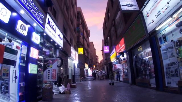 Закупились в Дубае, продали в России!