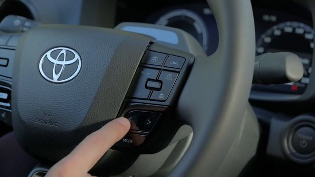 Nová Toyota C-HR: Zvýšili výkon a prekopali ju od základov. Čo je nové? смотреть онлайн