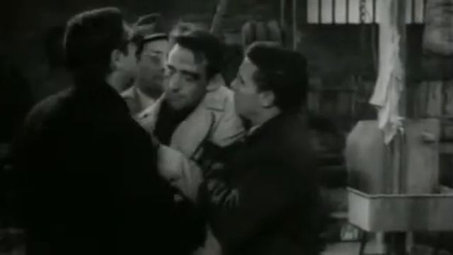 La Rimpatriata (regia di Damiano Damiani, 1963) Parte 8 смотреть онлайн