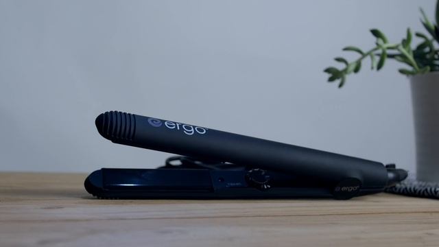 The Best Flat Iron | ERGO Styling Tools | Flat & Smoothing Iron смотреть онлайн