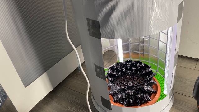 Growtube.ru. Гроубокс Микро. Ультракомпактный, но полноценный гроубокс высотой 65 см под 1 растение смотреть онлайн