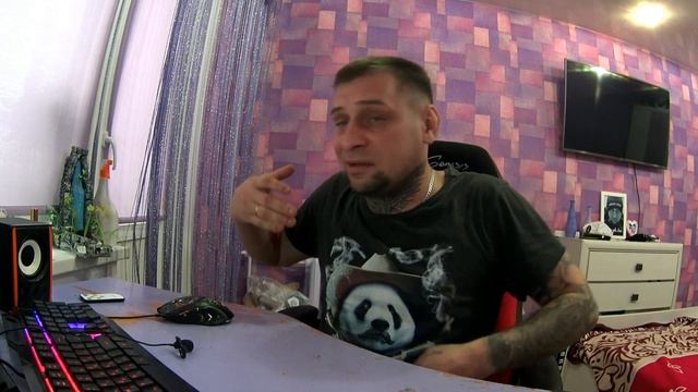 ХОЧУ ПОЖРАТЬ КАК СЕРЫЙ ЧУТЬ НЕ ПОПРОЩАЛСЯ С ДЕНЬГАМИ смотреть онлайн