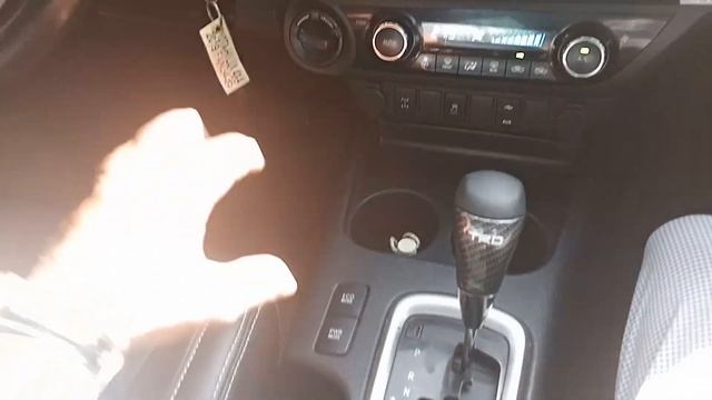 4x4 Hilux TRD A/T смотреть онлайн