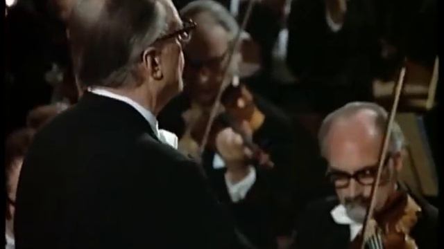 Mozart - Sinfonía 40 - Molto Allegro(1/4) - Karl Böhm - Filarmónica de Viena смотреть онлайн