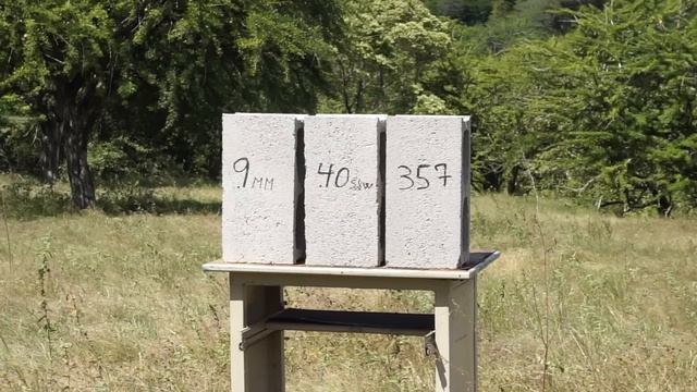 9mm (124gr) vs 40 s&w (180gr) vs .357 Magnum (158gr) ? vs Concrete Block смотреть онлайн