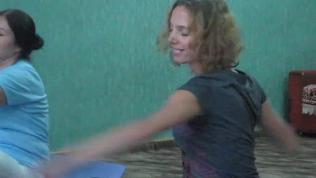 Интенсивный класс Кундалини Йоги + Бангара 16.10.2011_4 смотреть онлайн