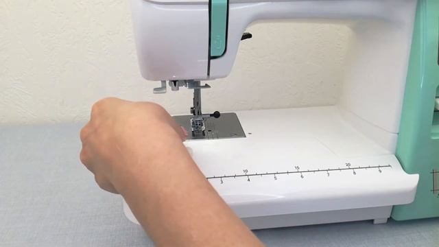 0:01 / 5:56Обзор на серию электромеханических швейных машин Janome SE (SE 7515, SE 7519, SE 7522) смотреть онлайн