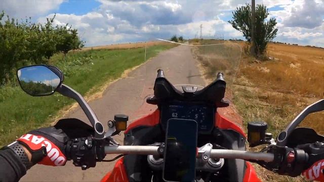 Ducati Multistrada V4s глазами дилетанта