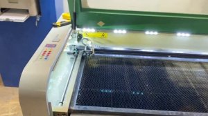 РЕЗКА ОРГСТЕКЛА ✅ Самодельный нож за 5 минут! Как резать оргстекло?