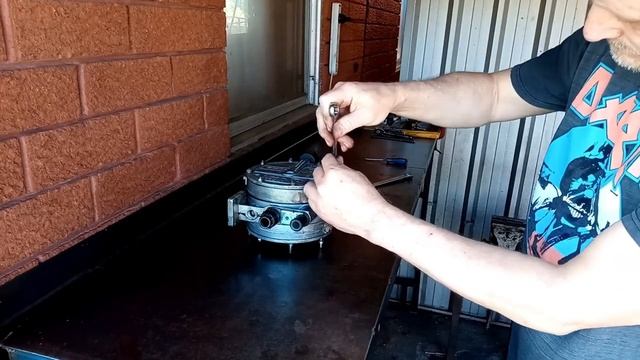 BF Ford Falcon (Australian) LPG Gas Mixer Teardown Overhaul Rebuild Barra Engine 4.0L six cylinder смотреть онлайн