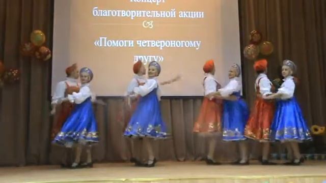 Хоровод "Что может быть лучше России?.." смотреть онлайн