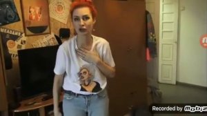 мама грифера разбивает монитор компа(реакция на Cegou)