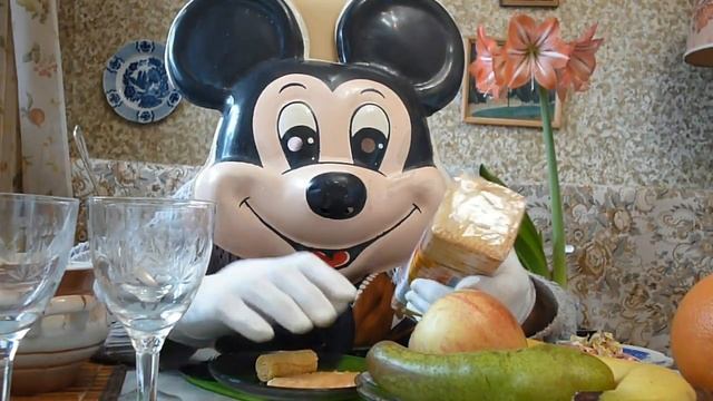 ??? Сахар ??? Sugar .???. [ Микки Сладкоежка ] смотреть онлайн