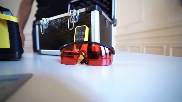 UNBOXING EMISOR LASER FUKUDA FRE203 смотреть онлайн