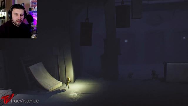 THE HANGING MAN | Little Nightmares Ep1 | Late to the Game w/TRUE смотреть онлайн