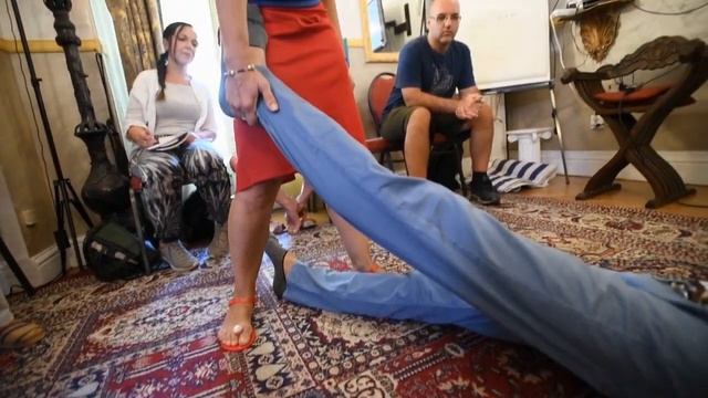 MESMERISMUS® bring out the power of the unconscious mind with non- verbal hypnosis / Dr. Paret смотреть онлайн