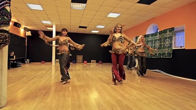 шоу-номер "Саиди - табла". Школа восточного танца "Скарабей" смотреть онлайн