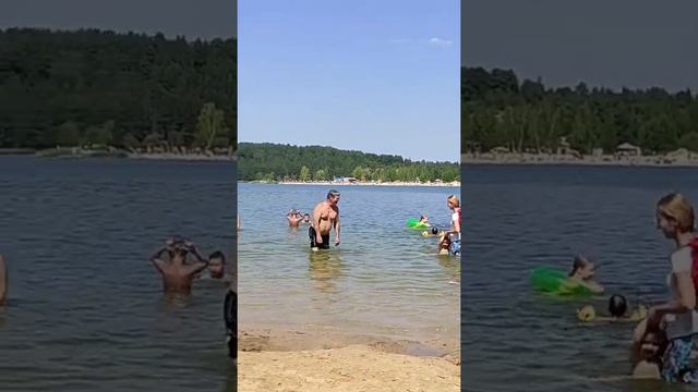 Лыткарино, идём с Юлькой на карьер купаться. смотреть онлайн