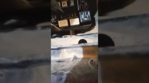 не включается вентилятор кондиционера ( конденсора) на джили мк